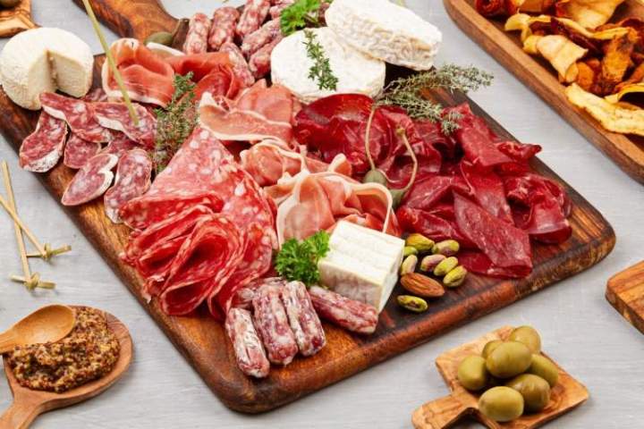Planche de charcuterie et de fromage, Vincennes
